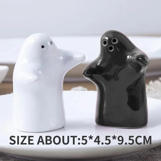 Ceramic Ghost Funny Mini Pepper Salt Pot Seasoning Pot Creative Hug Little Couple Home Artcraft Bottle Jar Wedding Gift Ornament