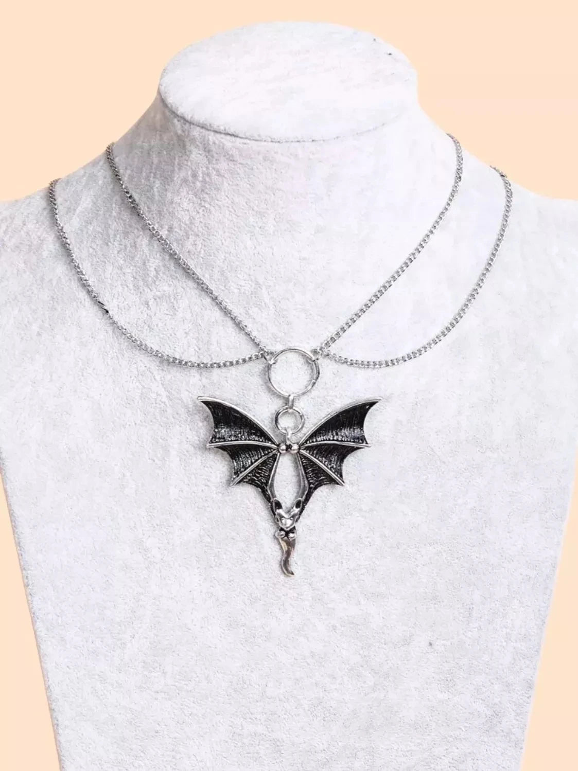 Fashion Vintage Punk Gothic Flying Vampire Bat Choker Dark Style Chain Necklace Animals Pendant Jewelry Gift For Women