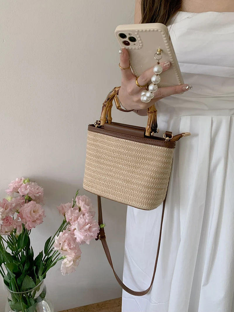 Simple Hand Knitted Women's Travel Handbags Fashion Wooden Handle Ladies Shoulder Bags Summer Straw Female Bucket Crossbody Bags