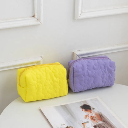 Fashion Candy Color Large Capacity Soft Travel Makeup Bag Women Quilted Flower Storage Bag Portable Toilet Bag Handheld Bag