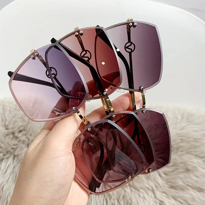 Rimless Letter V Gradient Sunglasses For Women Men Brand Design Luxury Popular Famous Metal Sun Glasses Fashion Vintage Eyewear