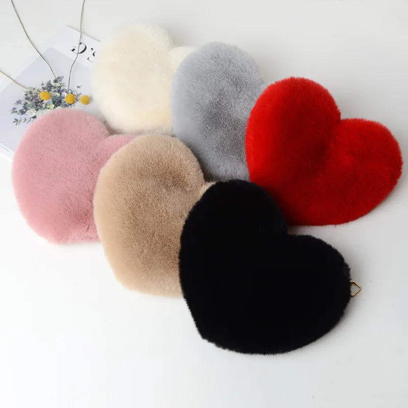 Fashion Women Heart Shaped Shoulder Bag Cute Luxury Faux Fur Crossbody Bags Wallet Purse Plush Chain Handbags Lady Messenger Bag