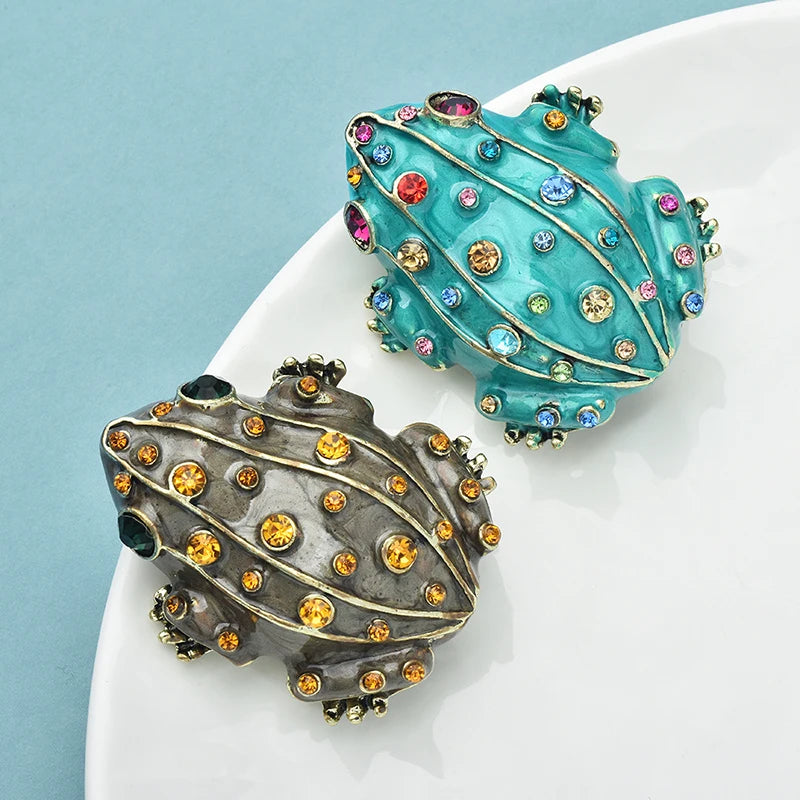 Wuli&baby Cute Frog Brooches For Women Unisex 2-color Enamel Rhinestone Animal Party Casual Brooch Pins Gifts