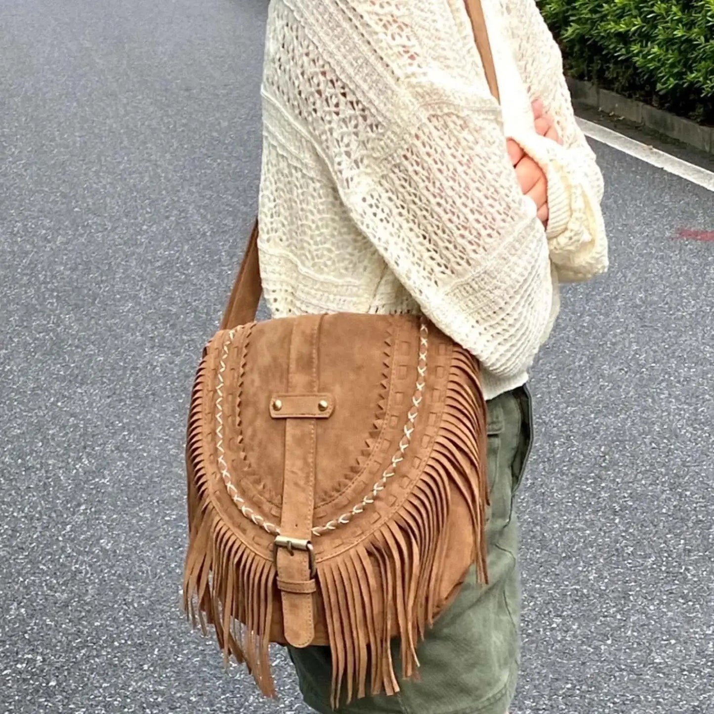 Fashion Retro Handmade Faux Suede Tassel  Womens Shoulder Crossbody Messenger Bag Tassel Boho Handbag for Women Summer